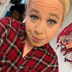 Meet your Posher, Tiffany